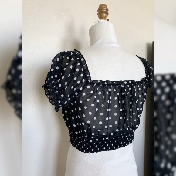 SOLD 🛑 Polka Dot Puffy Ruffle Sleeve Crop Top NEW - Picture 5 of 5